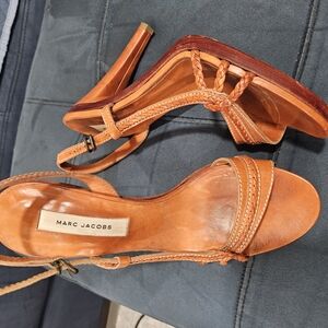 Vintage Marc Jacobs Tan Heels (40 1/2)